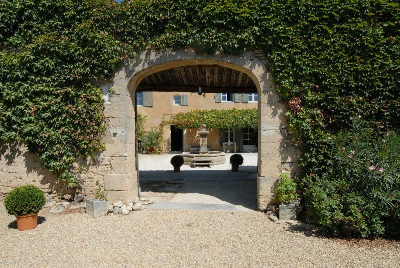 Clos De La Fontaine Cabrieres-d'Avignon Exterior photo